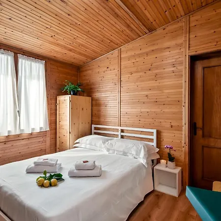 Glamping Degli Ulivi * フラムーラ