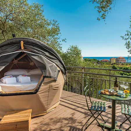 Glamping Degli Ulivi 캠프장 *