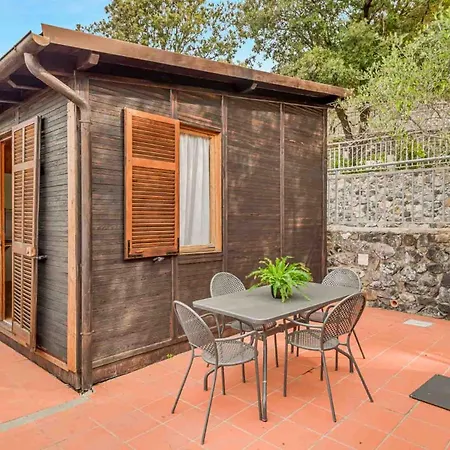 Glamping Degli Ulivi مكان تخييم *